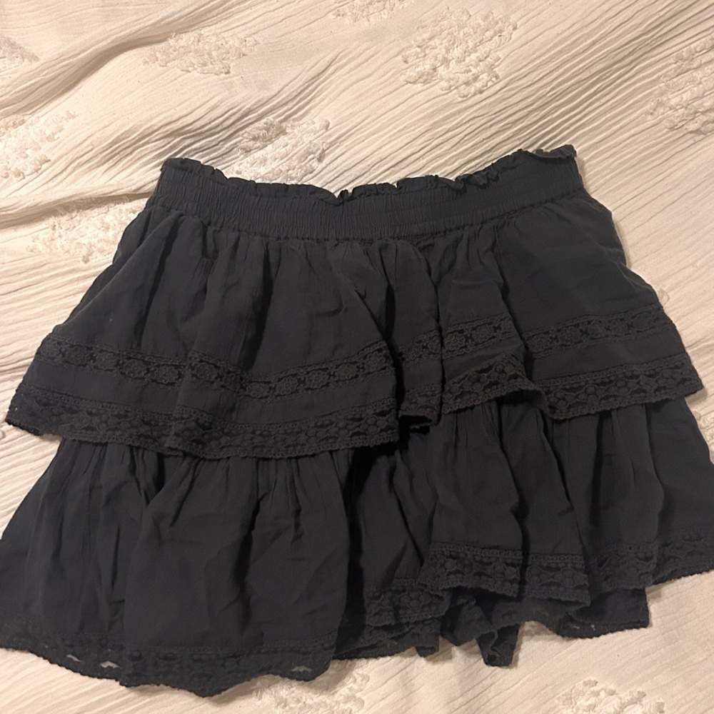 american eagle black skirt with built in shorts